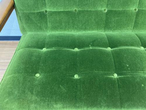 カリモク60 (カリモクロクマル) Kチェア 2シーター モケットグリーン