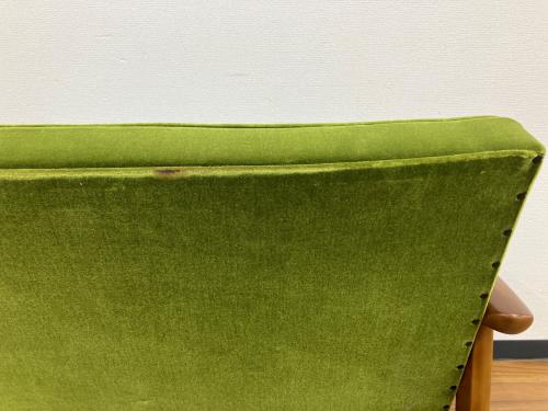 カリモク60 (カリモクロクマル) Kチェア 2シーター モケットグリーン