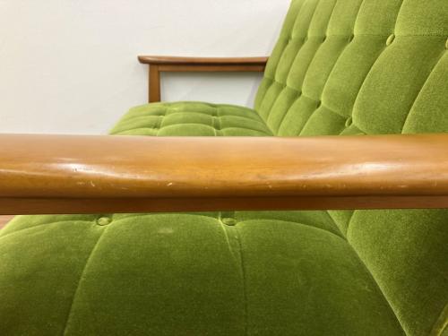 カリモク60 (カリモクロクマル) Kチェア 2シーター モケットグリーン