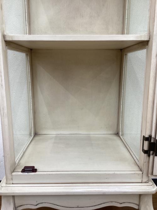 キャビネット アンティークデザイン