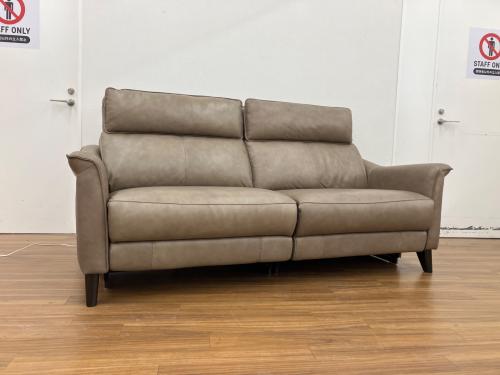 ニトリ 電動リクライニングソファー チェリーブ ヘッドレスト可動 充電用USBポート付 背もたれ分割可 幅:約194㎝