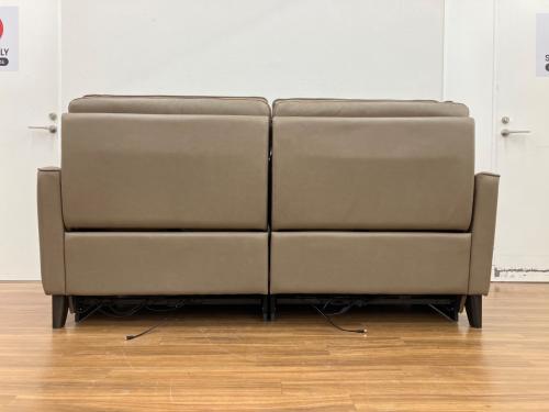 ニトリ 電動リクライニングソファー チェリーブ ヘッドレスト可動 充電用USBポート付 背もたれ分割可 幅:約194㎝