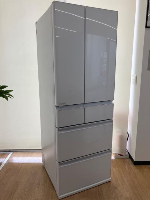 MITSUBISHI (ミツビシ) 6ドア冷蔵庫 MR-WZ55J-W 2023年製