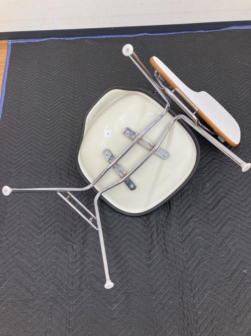 Herman Miller (ハーマンミラー) チェア スクールベース modern Furuniture salesラベル 1966～90年頃 4thスタンプ ビンテージサイドシェルチェア