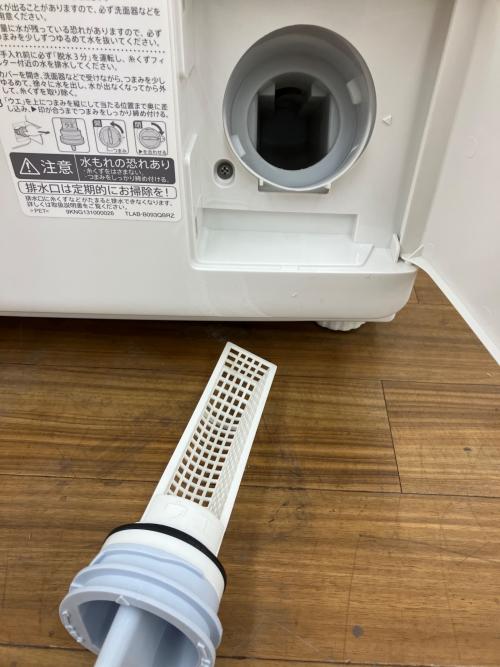 SHARP (シャープ) ドラム式洗濯乾燥機　洗濯容量7.0kg 乾燥容量3.5kg 2018年製 ES-S7C-WL