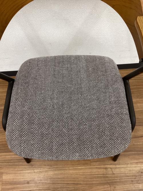 a.depeche (アデペシュ) ダイニングチェアー danis short arm chair BR