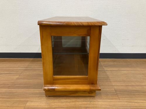 キャビネット アンティーク調デザイン