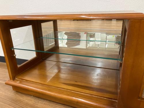 キャビネット アンティーク調デザイン