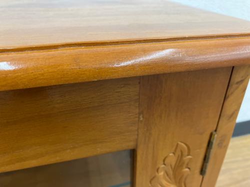 キャビネット アンティーク調デザイン