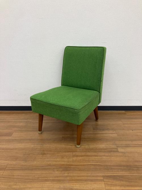 カリモク60 (カリモクロクマル) イス カフェチェア