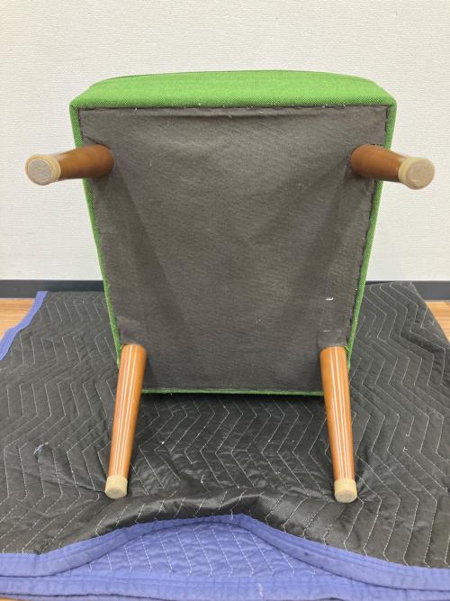 カリモク60 (カリモクロクマル) イス カフェチェア