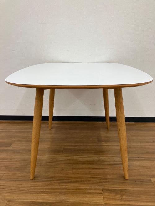 カリモク60＋ (カリモクロクマルプラス) ダイニングテーブル　Ｄテーブル