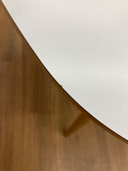 カリモク60＋ (カリモクロクマルプラス) ダイニングテーブル　Ｄテーブル