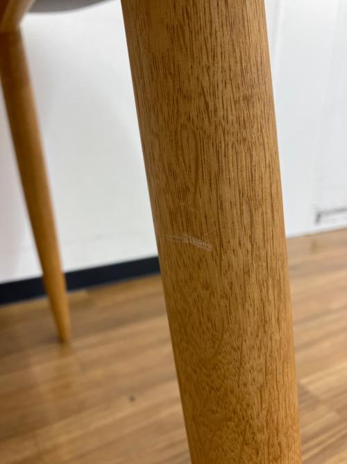 カリモク60＋ (カリモクロクマルプラス) ダイニングテーブル　Ｄテーブル