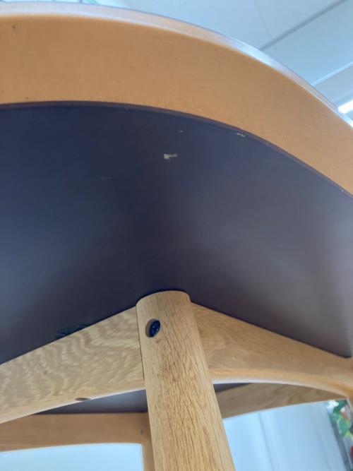 カリモク60＋ (カリモクロクマルプラス) ダイニングテーブル　Ｄテーブル