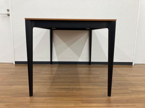 BoConcept (ボーコンセプト) ダイニングテーブル TORINO TABLE