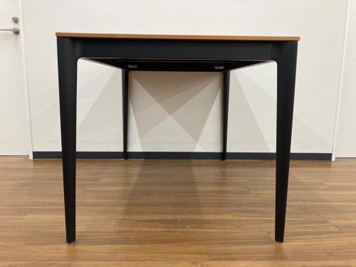 BoConcept (ボーコンセプト) ダイニングテーブル TORINO TABLE