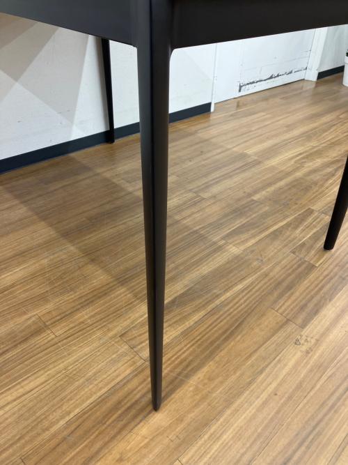 BoConcept (ボーコンセプト) ダイニングテーブル TORINO TABLE