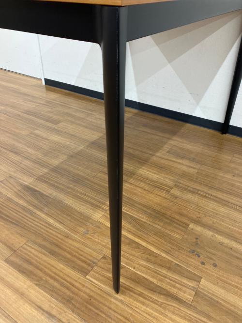 BoConcept (ボーコンセプト) ダイニングテーブル TORINO TABLE