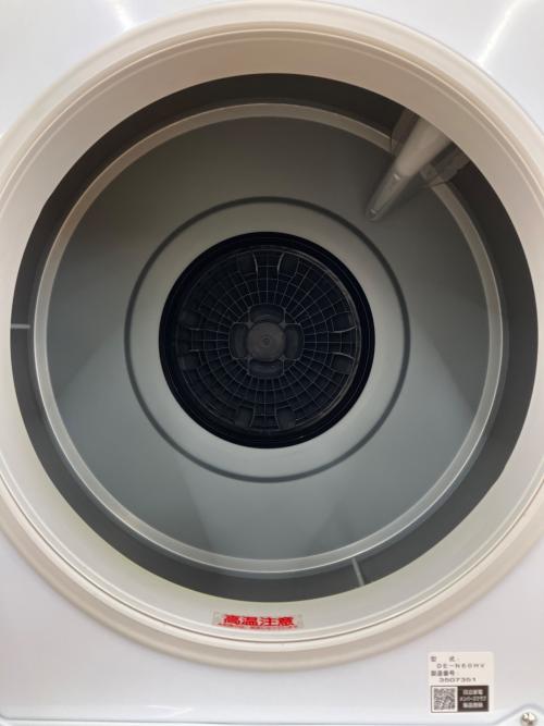 HITACHI (ヒタチ) 衣類乾燥機 6.0kg 2023年製 DE-N60HV スタンド付き(DES-N76)