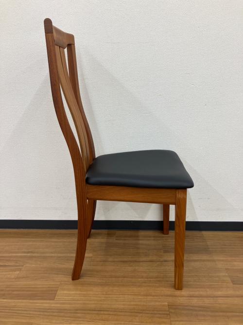 skovby (スコビー) ダイニングチェアー SM62T デンマーク製