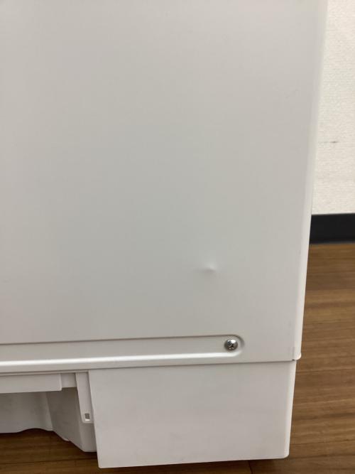 Panasonic (パナソニック) 食器洗い乾燥機 NP-TZ200-W 2019年製 扉内部ヨゴレ有 正面左上ヘコミ有