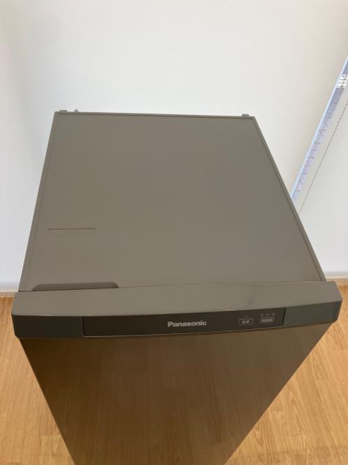 Panasonic (パナソニック) 1ドア冷凍庫 121L 2023年製 NR-FZ120D