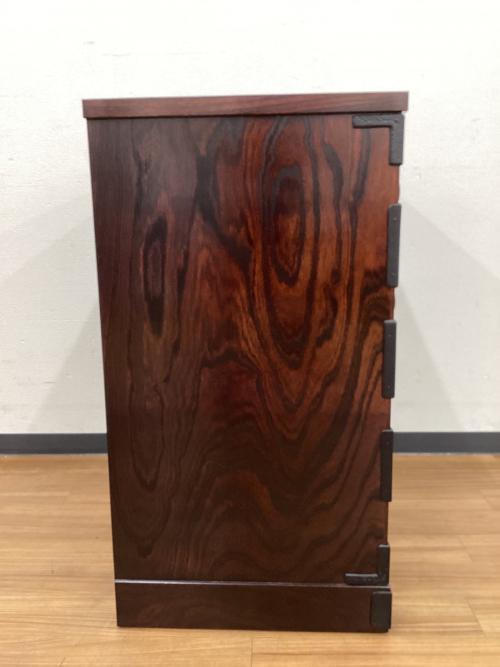 岩谷堂箪笥 (イワヤドウタンス) 整理箪笥 南部鉄器金具 牡丹紋様 鍵・木札付 幅:約70㎝ No.184 整理箪笥