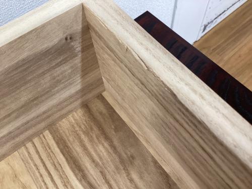 岩谷堂箪笥 (イワヤドウタンス) 整理箪笥 南部鉄器金具 牡丹紋様 鍵・木札付 幅:約70㎝ No.184 整理箪笥
