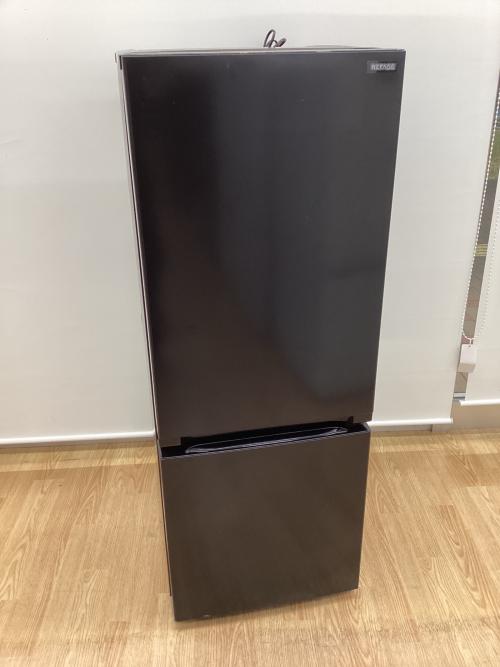 ワールプールジャパン 2ドア冷蔵庫 YRZ-F15LK 2023年製 背面ヘコミあり 156L