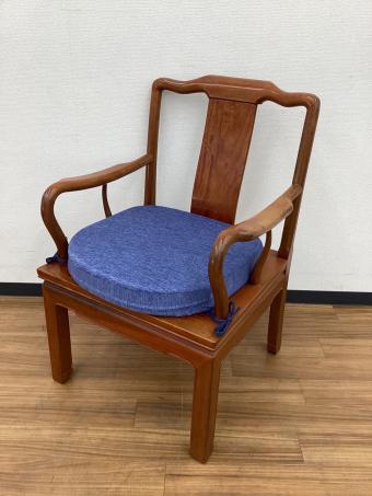 ダイニングチェアー　明式アームチェア（唐木家具）クッション付き