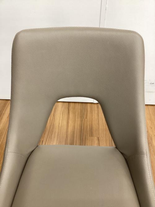 IDC大塚家具 (アイディーシーオオツカカグ) ダイニングチェアー CL-801 レイラ