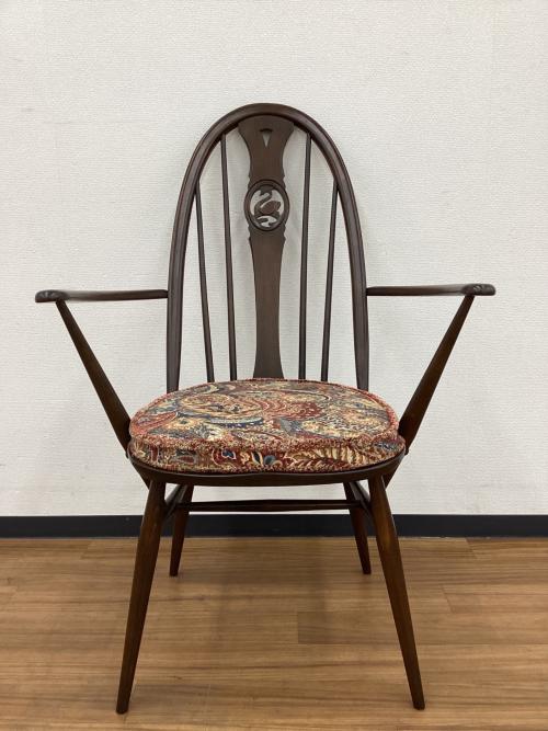 ercol (アーコール) アームチェアー クッション付き スワンバック
