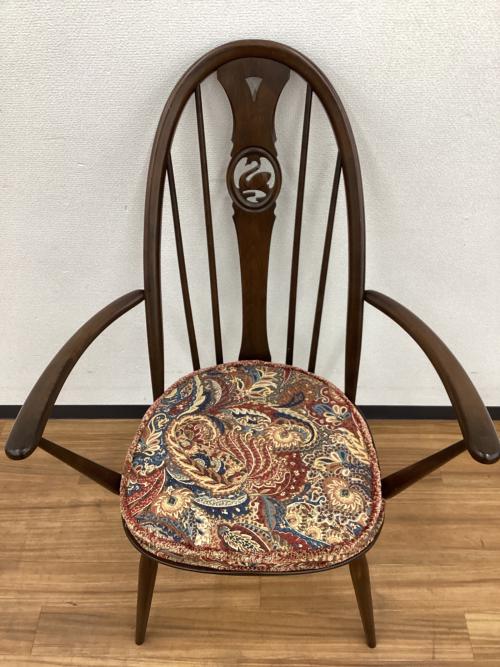 ercol (アーコール) アームチェアー クッション付き スワンバック