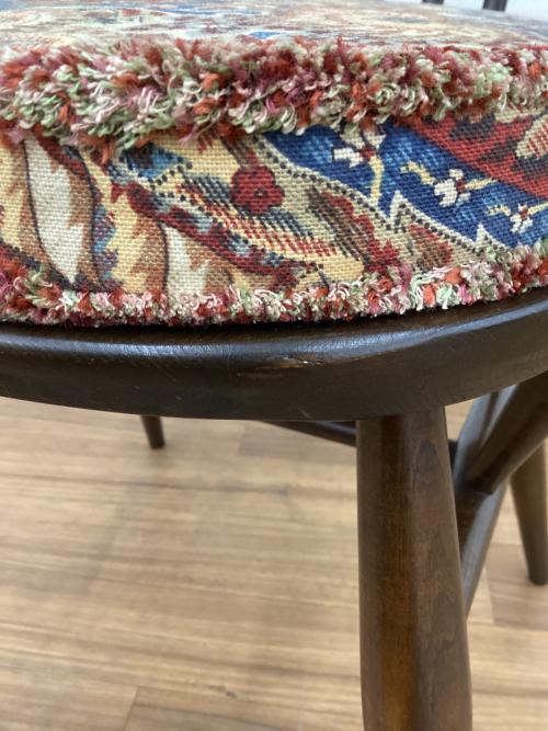 ercol (アーコール) アームチェアー クッション付き スワンバック