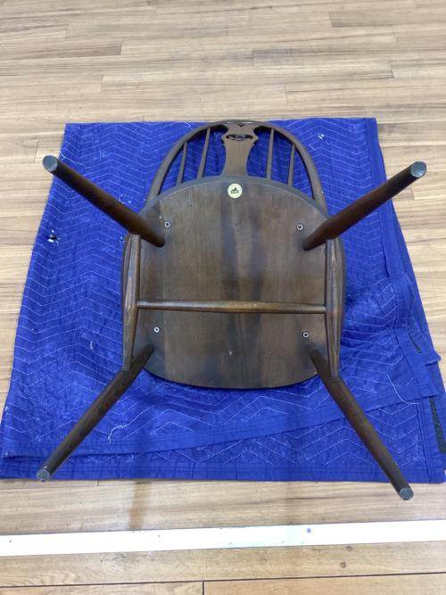 ercol (アーコール) ダイニングチェアー クッション付き スワンバック