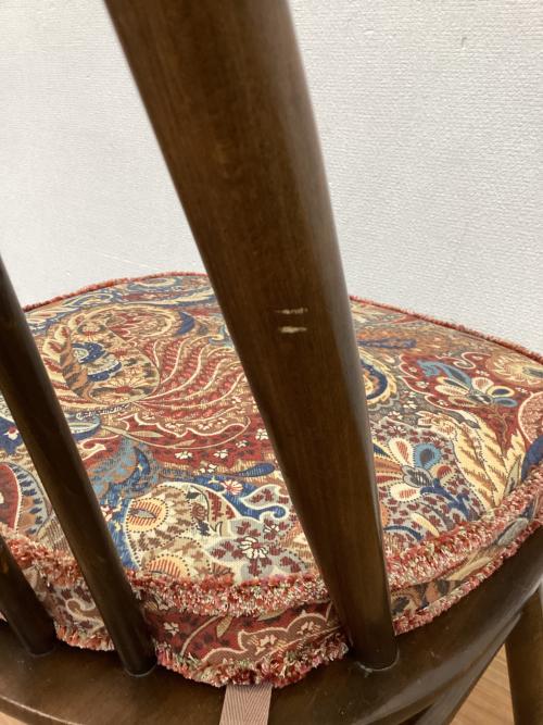ercol (アーコール) ダイニングチェアー クッション付き スワンバック