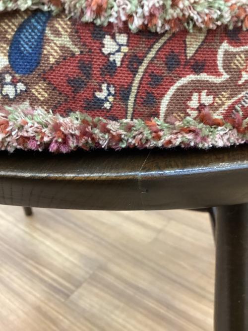 ercol (アーコール) ダイニングチェアー クッション付き スワンバック