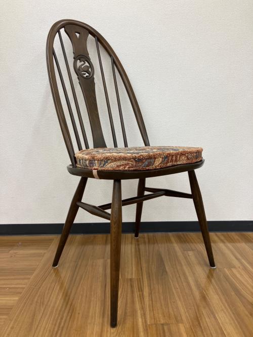 ercol (アーコール) ダイニングチェアー スワンバック クッション付き