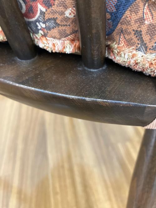 ercol (アーコール) ダイニングチェアー スワンバック クッション付き