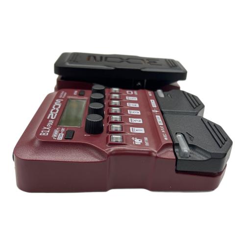 ZOOM (ズーム) ベース用マルチエフェクター B1XFOUR Multi Effects Processor  マレーシア 箱・アダプター付 C36063689 動作確認済み