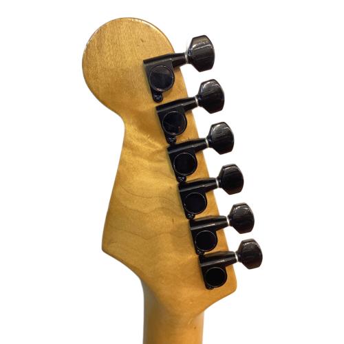 CHARVEL (シャーベル) ストラトキャスタータイプ エレキギター