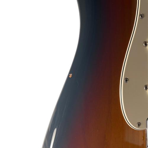 FENDER (フェンダー) 62 Stratocaster エレキギター American vintage 1994