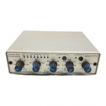 FMR Audio (エフエムアールオーディオ) コンプレッサー RNC1773 S/N:RNC31709 箱・アダプター付 Really Nice Compressor