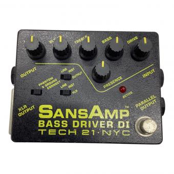 TECH21 (テック21) アンプシミュレーター Bass Driver DI V1 S/N:625299 ケース付 SansAmp
