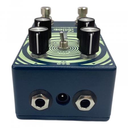 EarthQuaker Devices (アースクエイカーデバイセス) ディレイ SILOS 箱